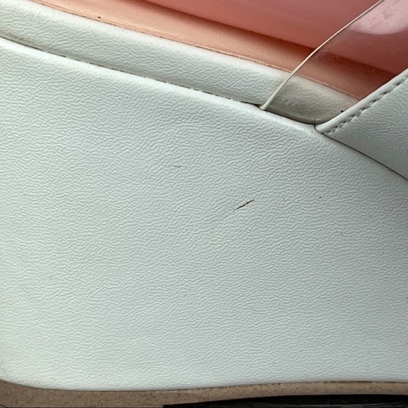 Nanette Lenore sz 7 Isabel white and clear wedge sandals - Picture 9 of 12